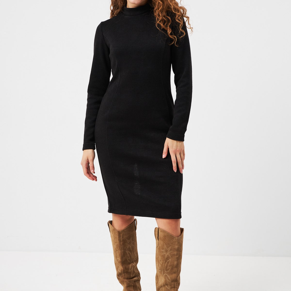 Сукня тепла з розрізом