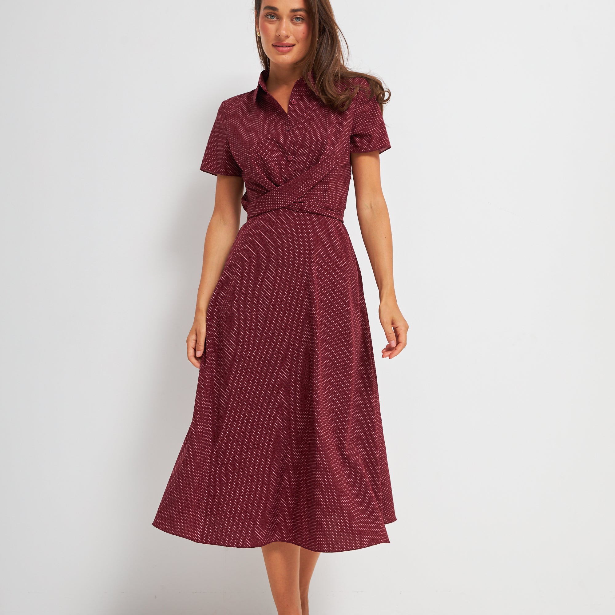 Сукня з перекрутом з коротким рукавом