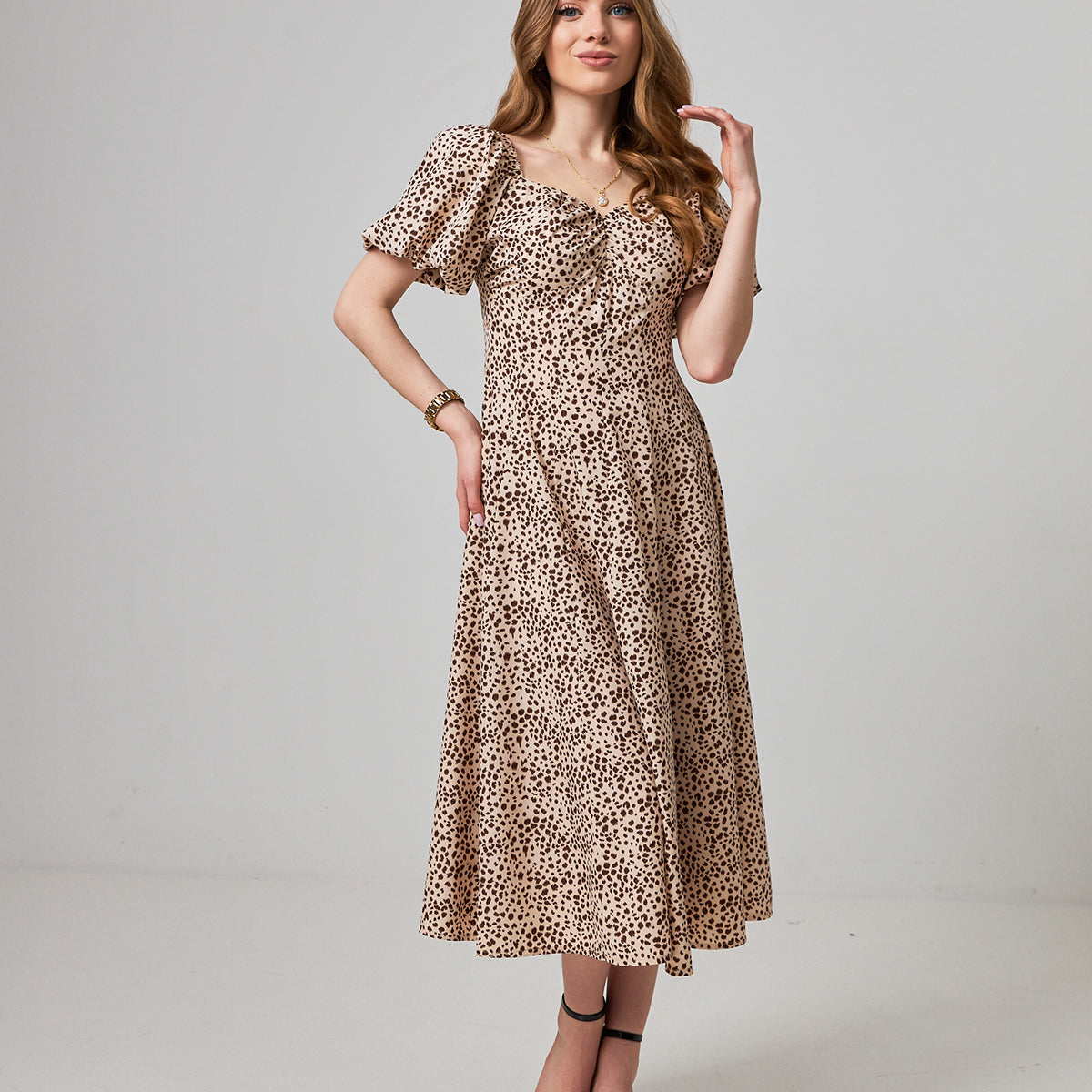 Сукня мідаксі з рукавами-дзвіночок