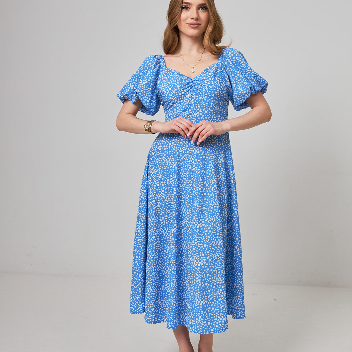 Сукня мідаксі з рукавами-дзвіночок