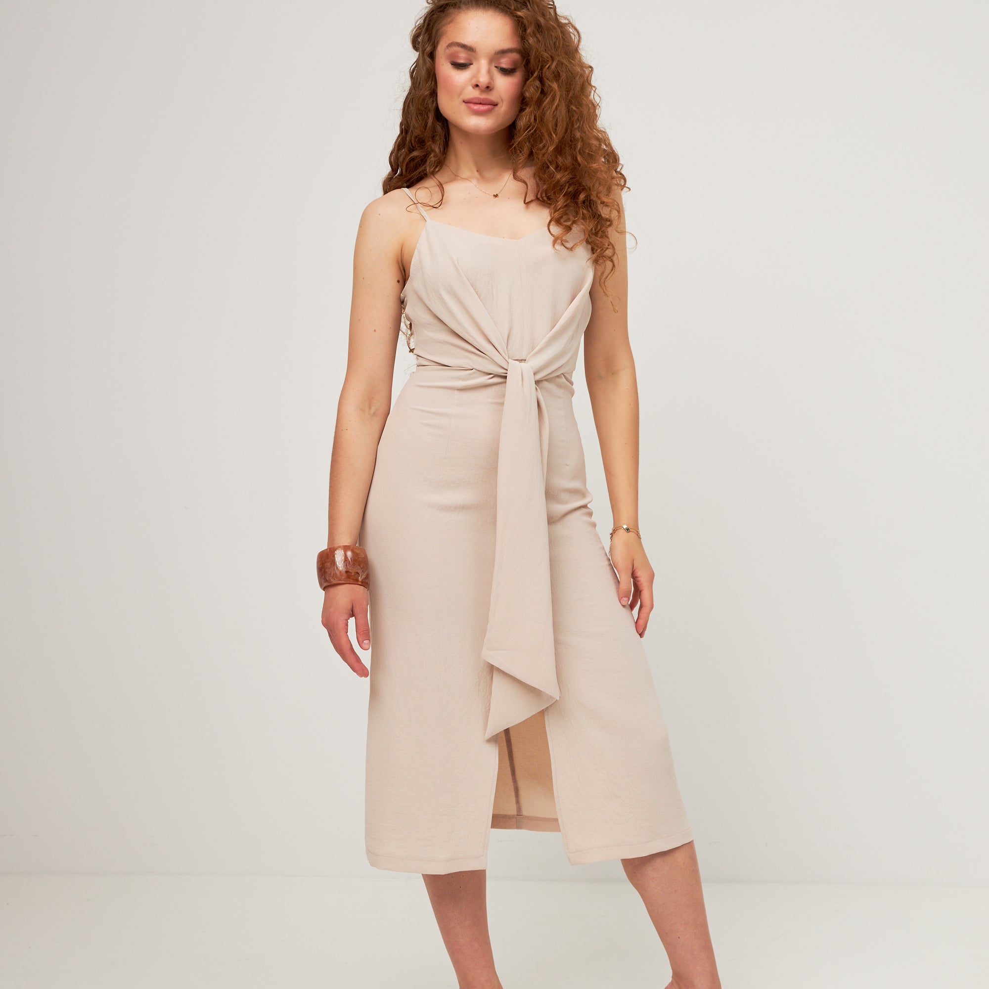 Сарафан з перекрутом