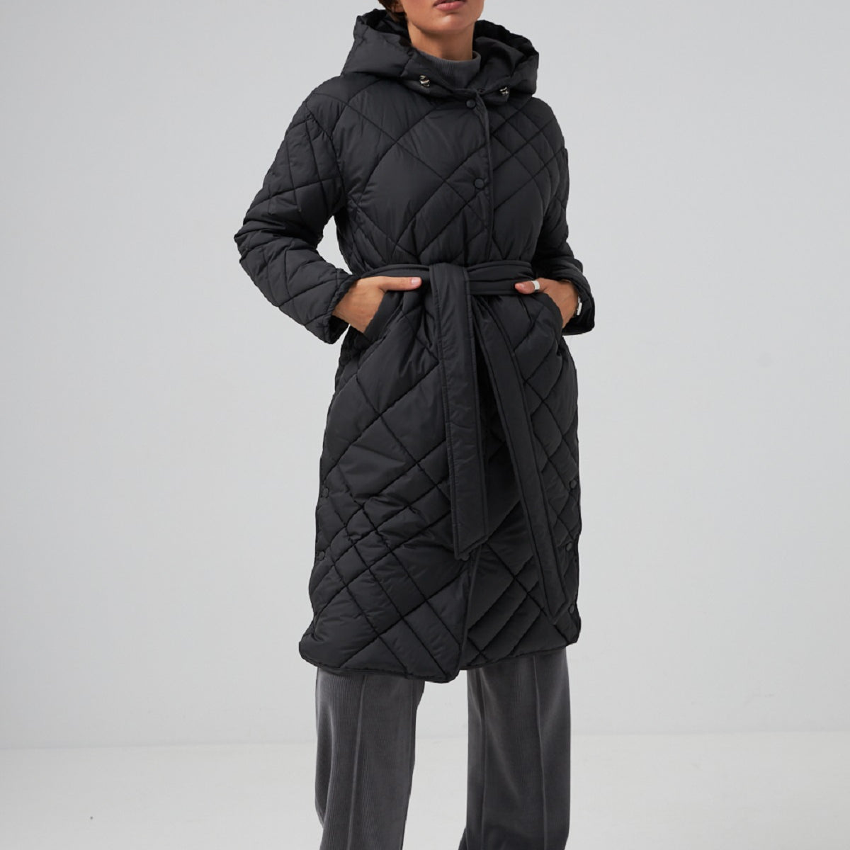 Куртка подовжена з паском та капюшоном