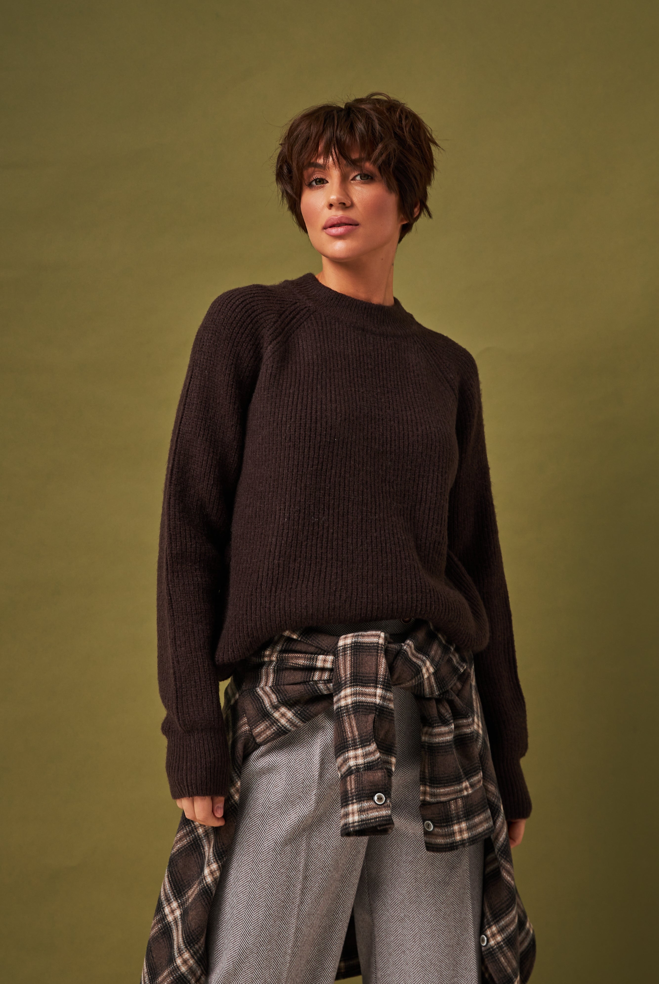 Коричневий (шоколадний)