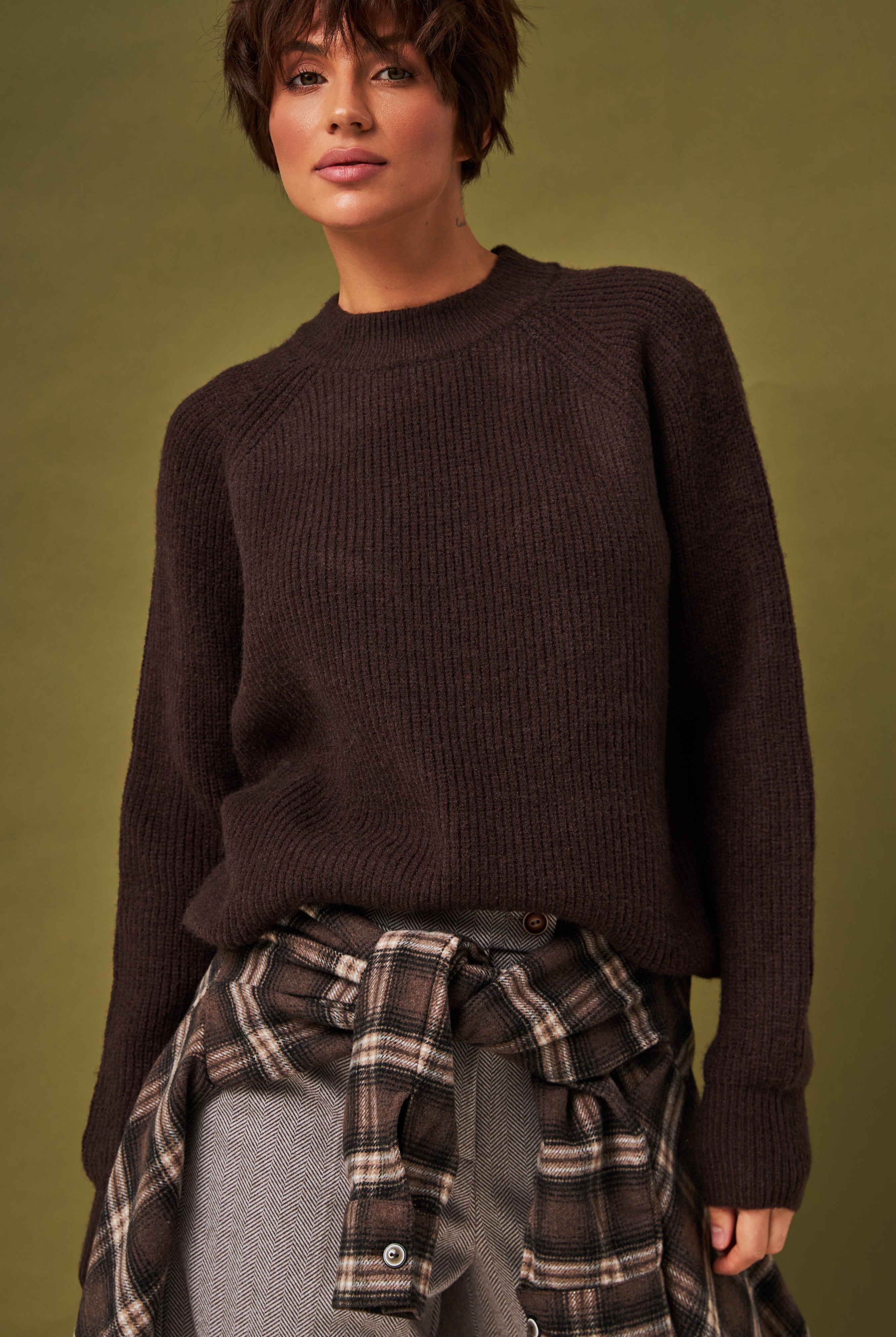 Коричневий (шоколадний)