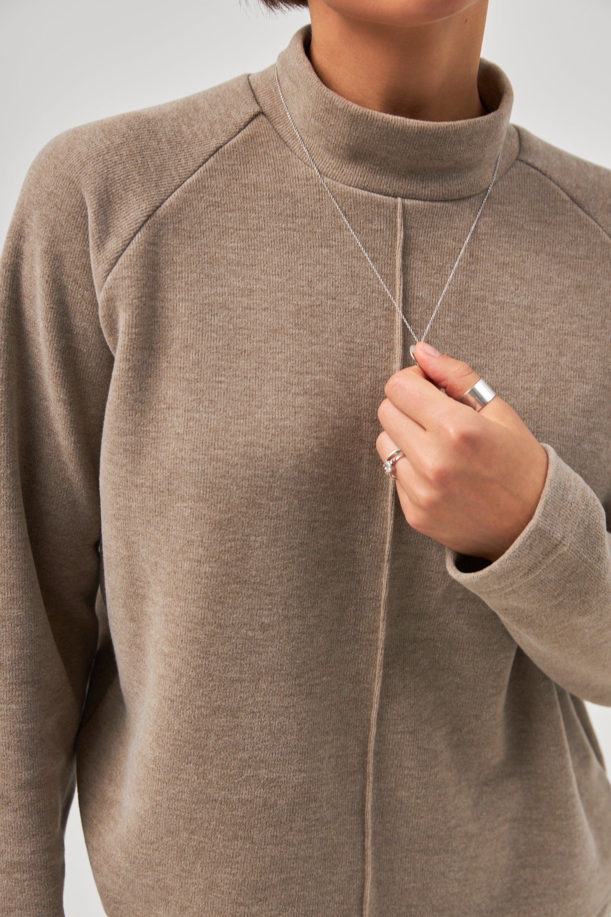 Бежевий (темний)