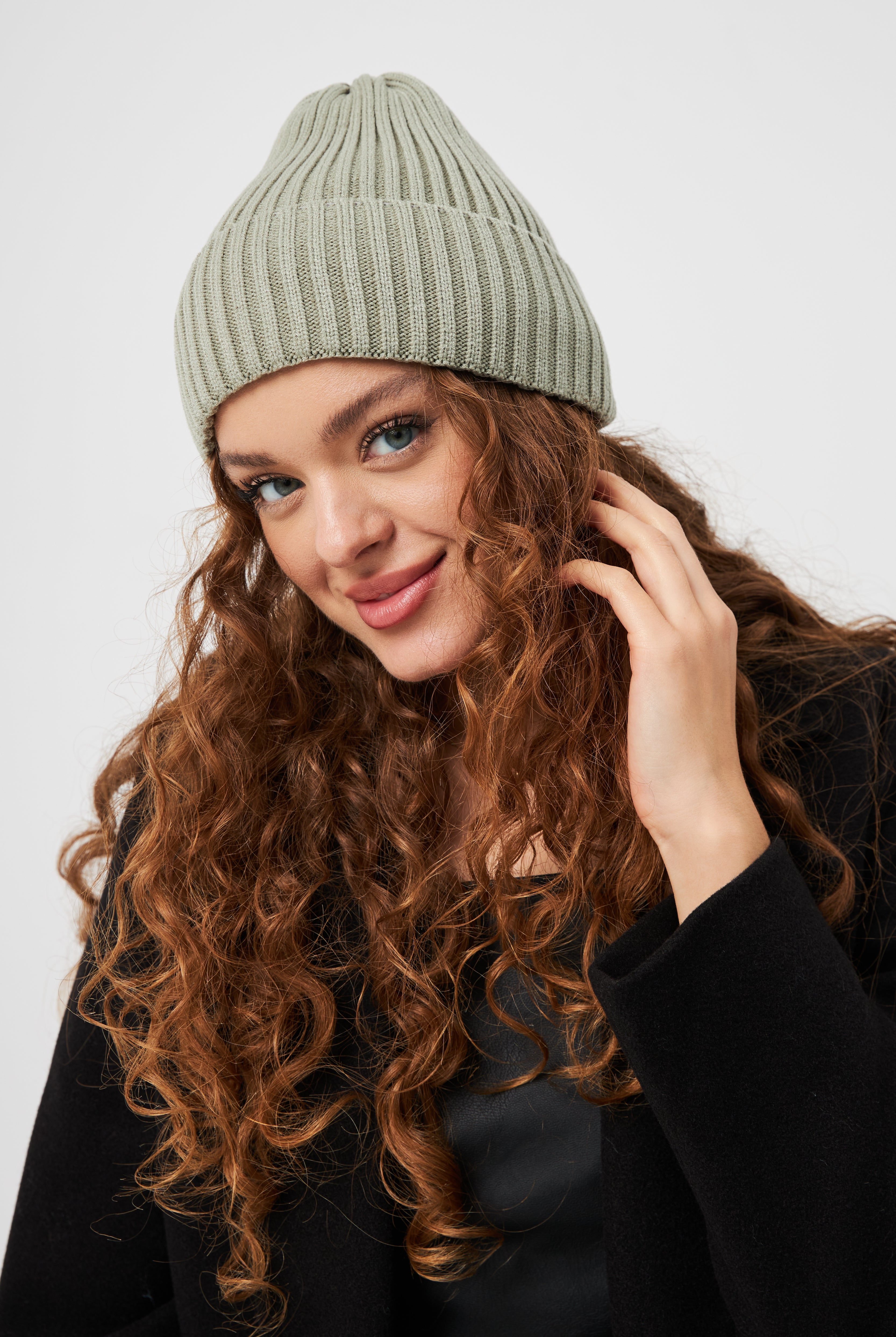 Зелений хакі