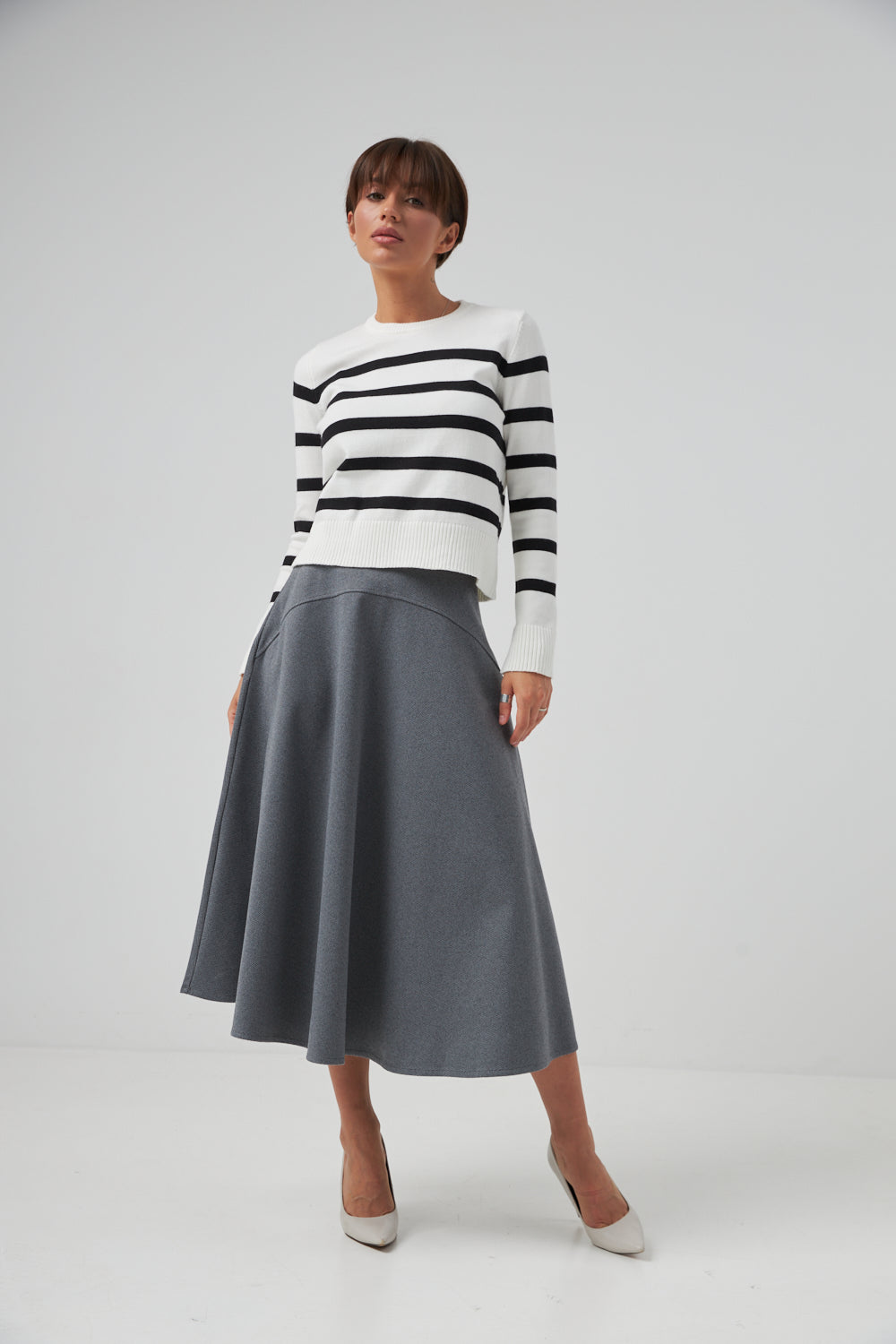 Сірий (темний)