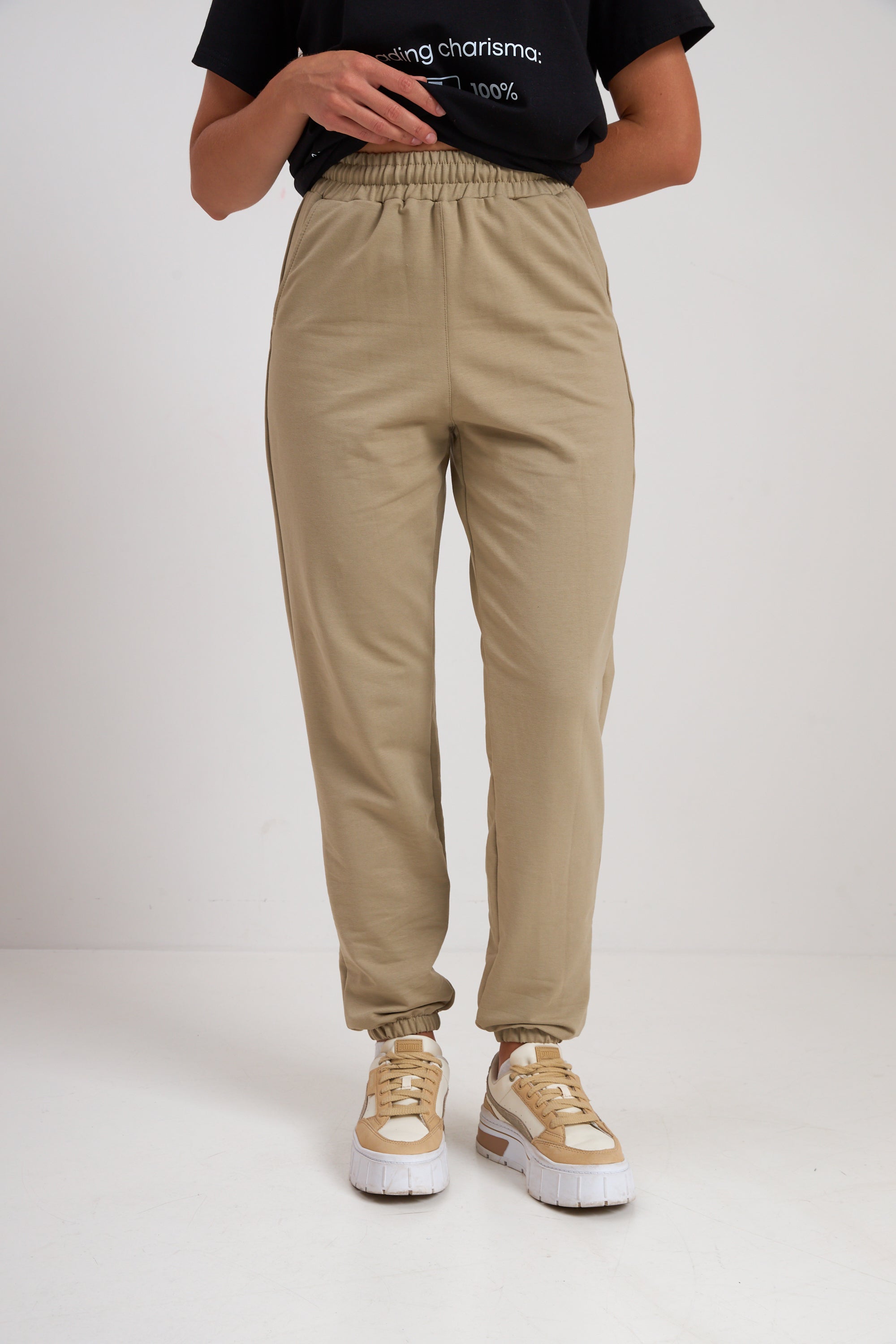 Зелений оливковий