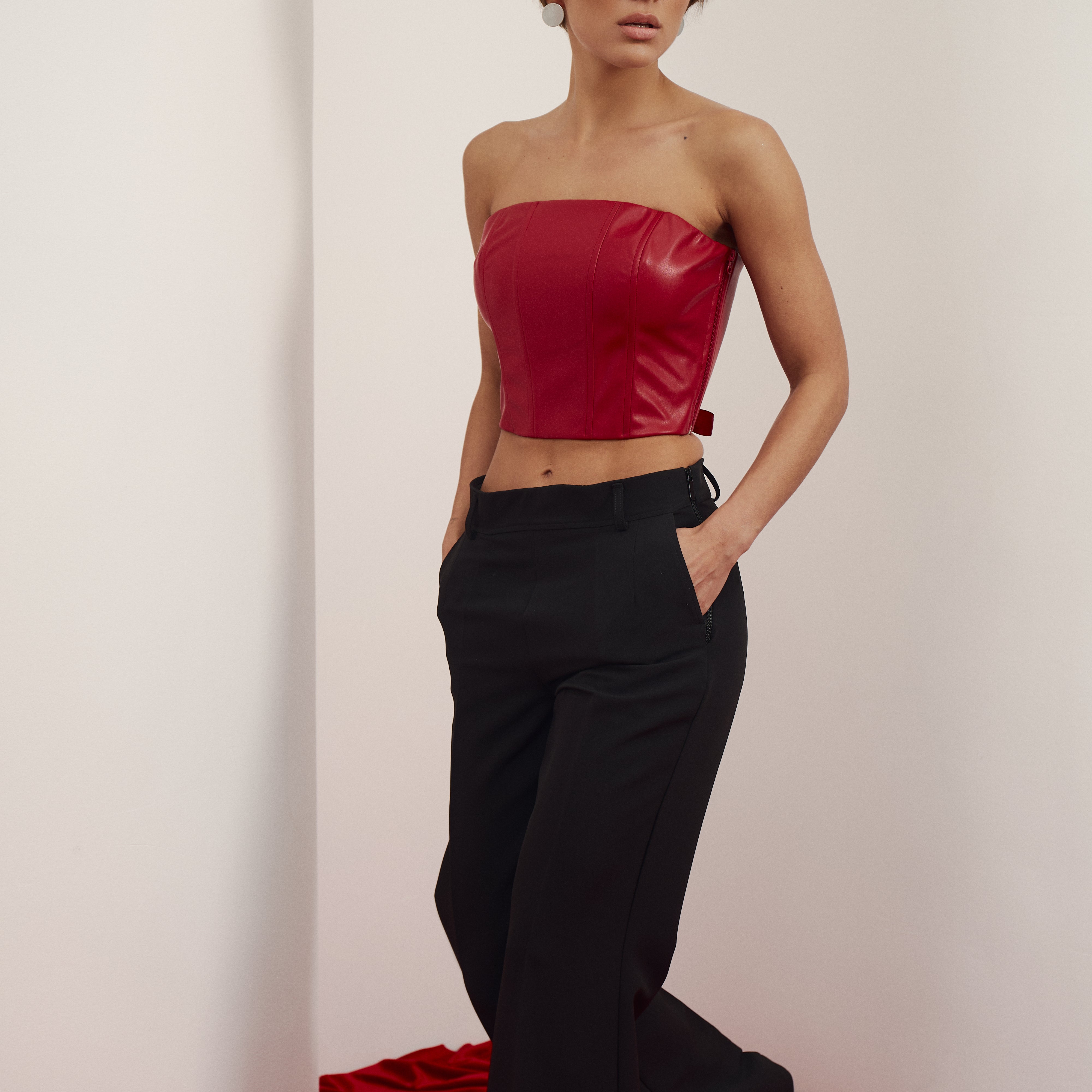 Корсет-бандо з еко-шкіри зі шнурівкою