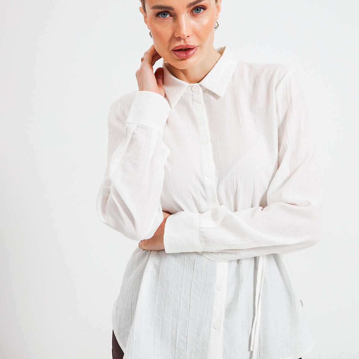 Сорочка на ґудзиках зі шнурком