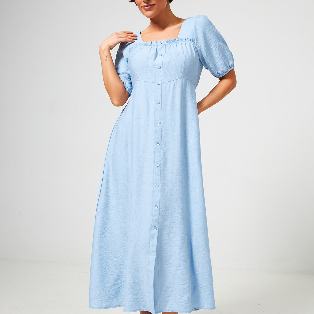 Сукня максі з льону на ґудзиках