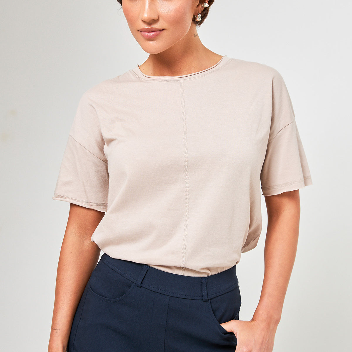 Футболка оверсайз зі швами