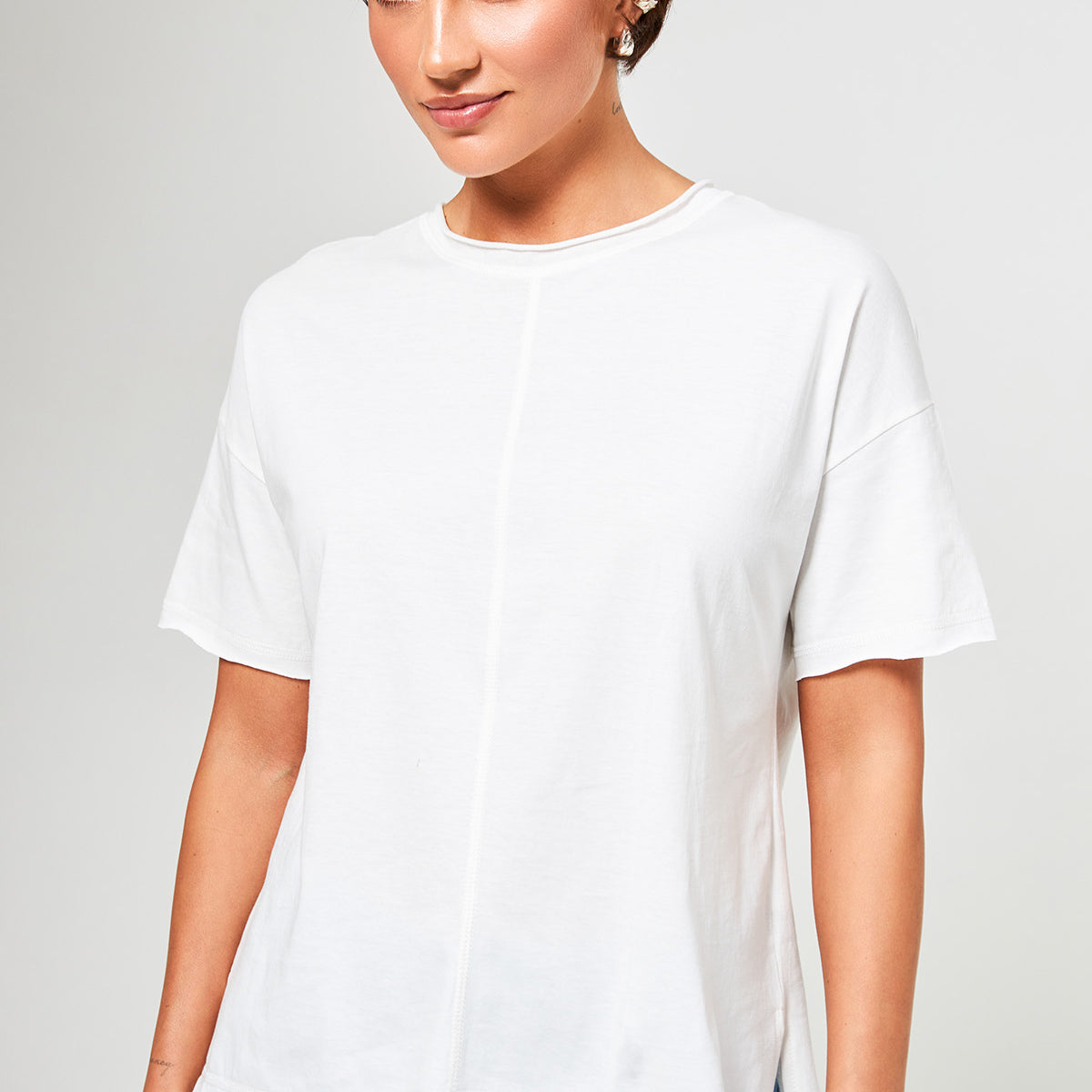 Футболка оверсайз зі швами