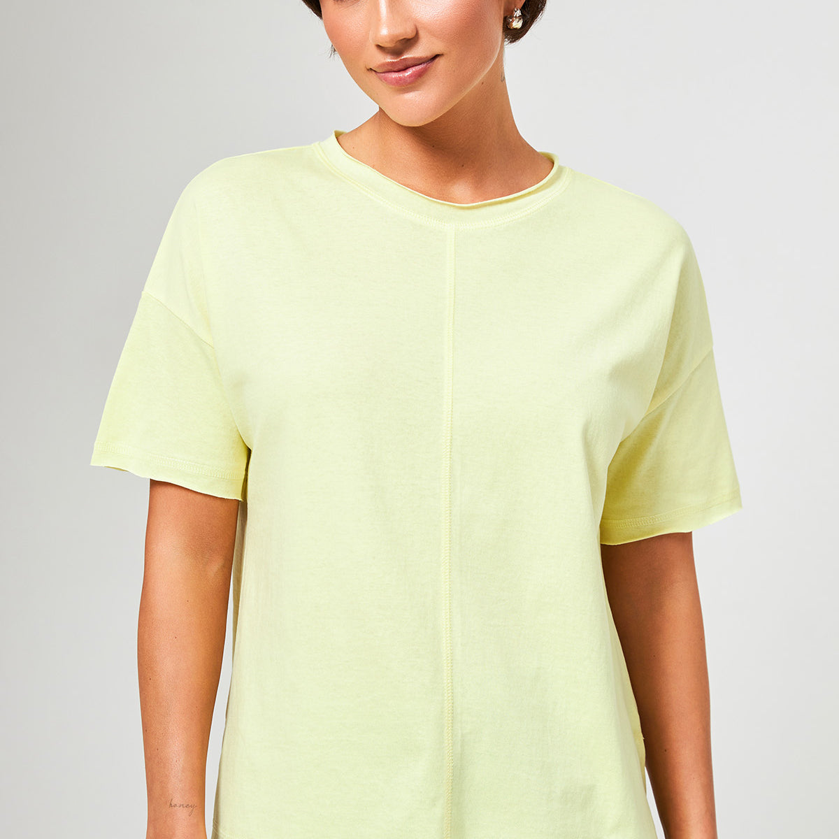 Футболка оверсайз зі швами