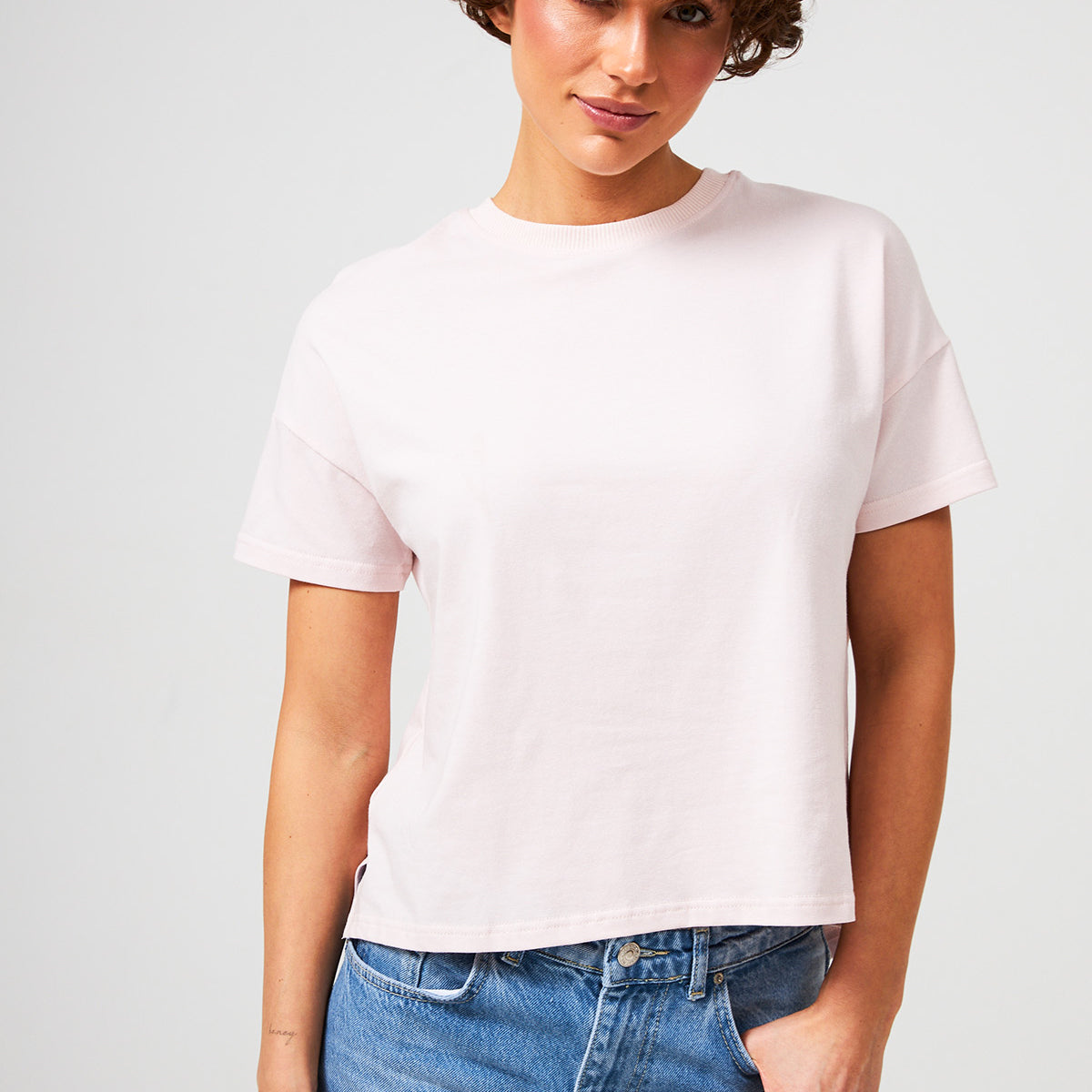 Футболка вільна з подовженою спинкою