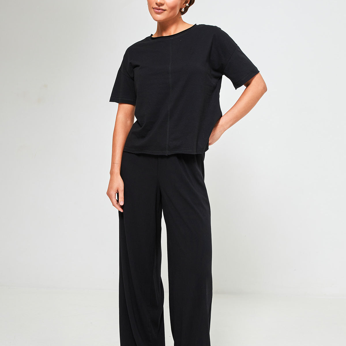 Брюки палаццо на резинці з кишенями