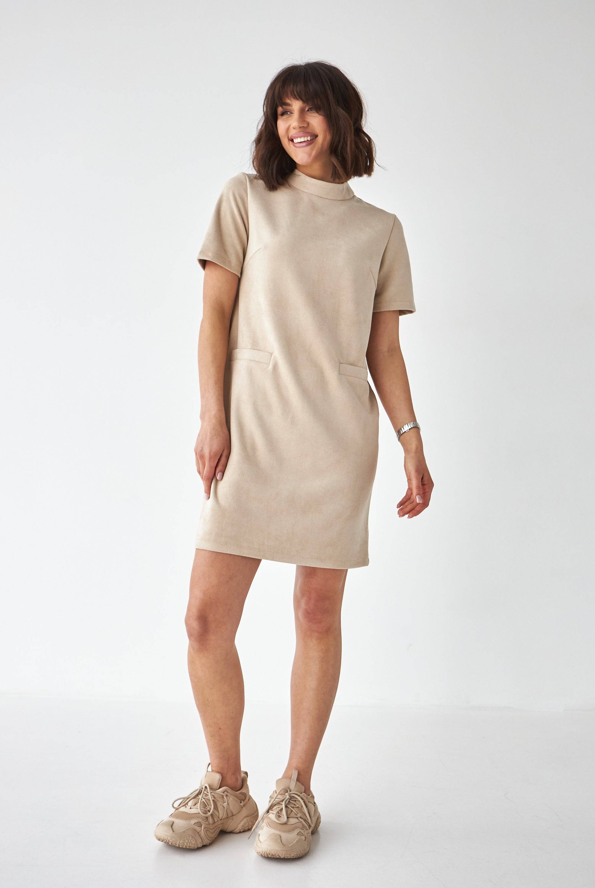 Сукня із замші діагоналі з коротким рукавом - Wear Me