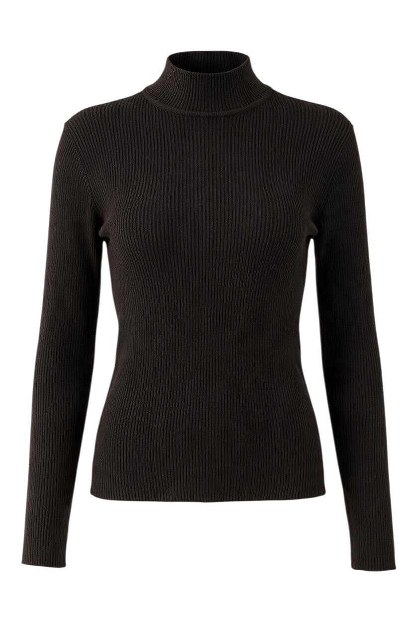 Гольф з рельєфами