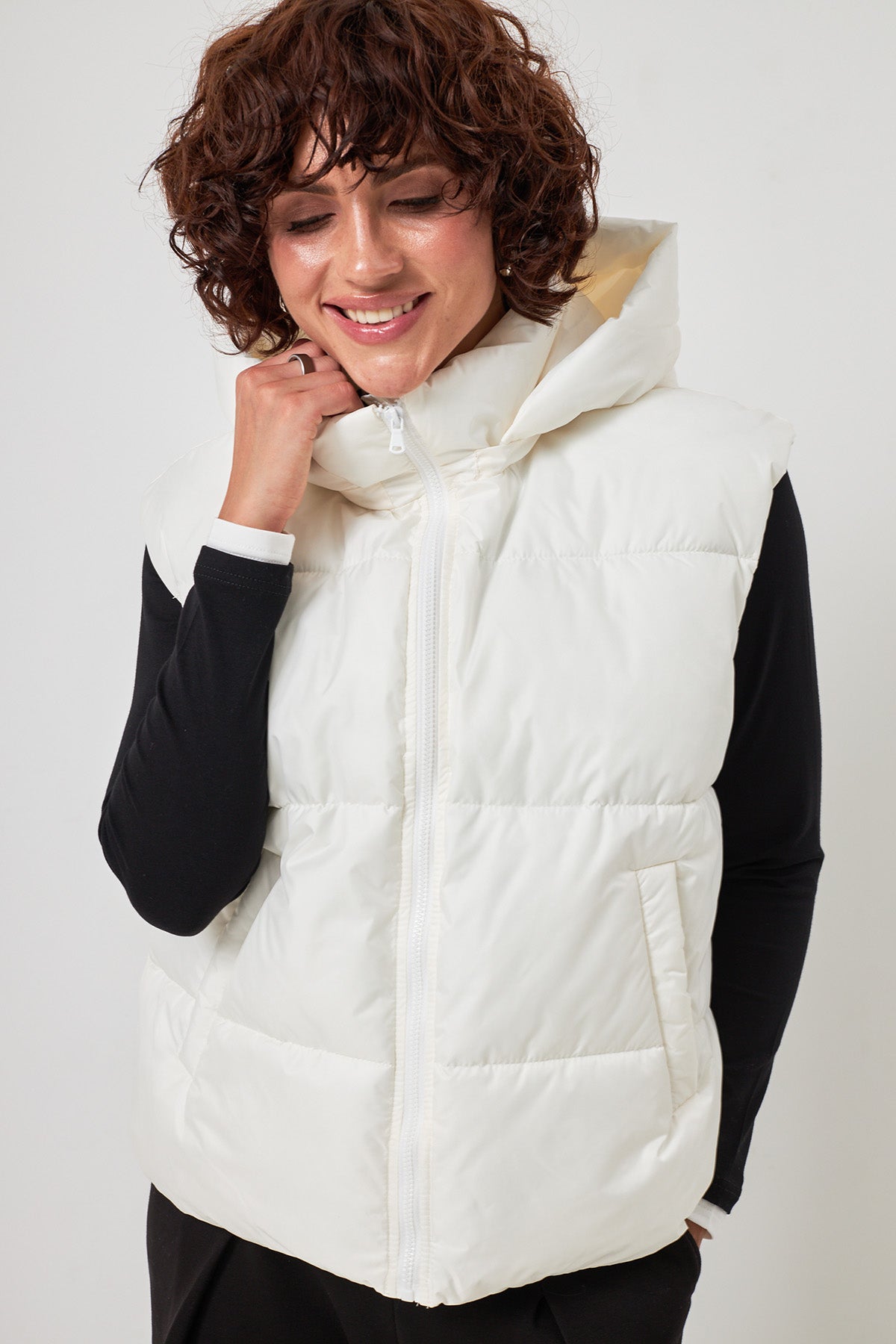 [6_26_76_16582] Жилет оверсайз з плащівки