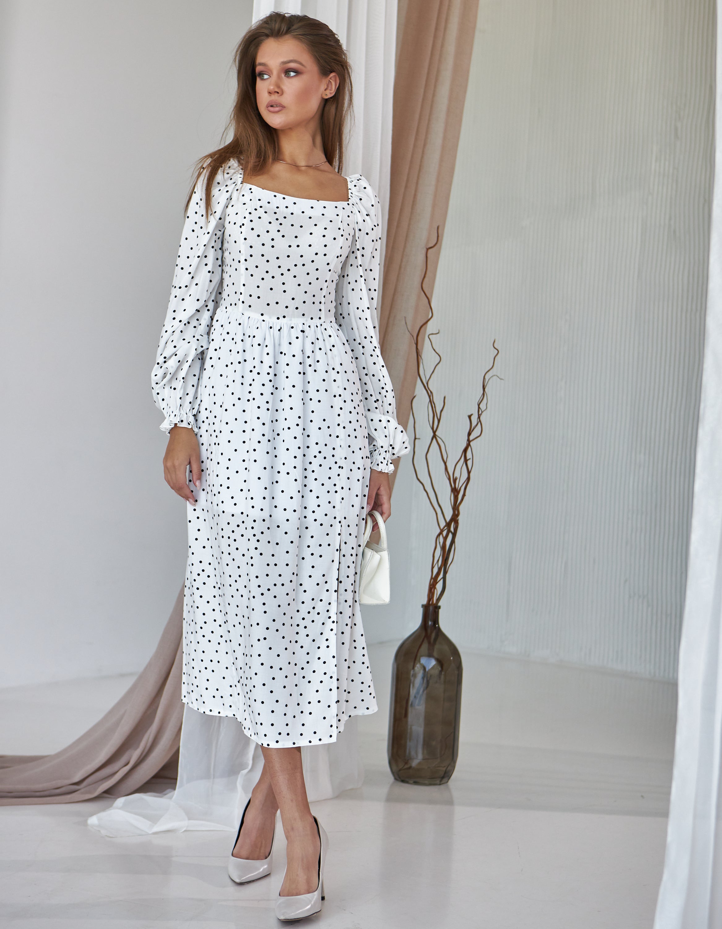 Сукня мiдi з розрiзом та довгим рукавом - Wear Me