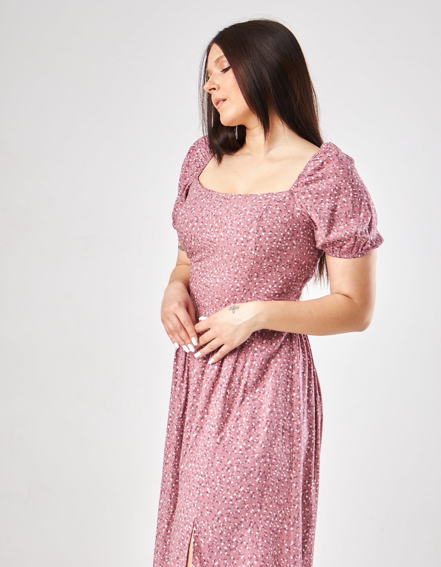 Сукня жіноча міді з розрізами