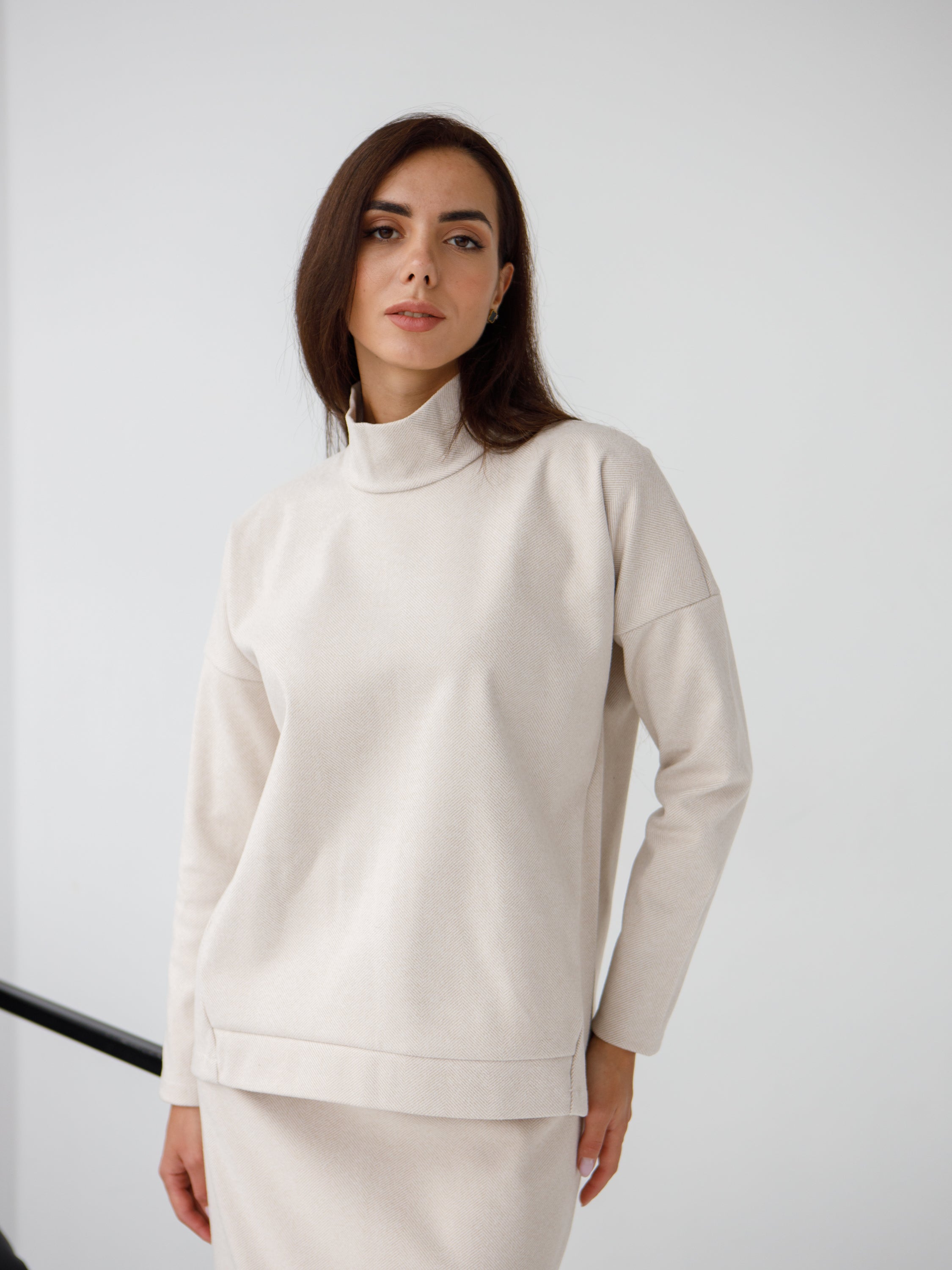 Світшот кежуал зі блискавкою по спинці "ЕМІЛІ" - Wear Me