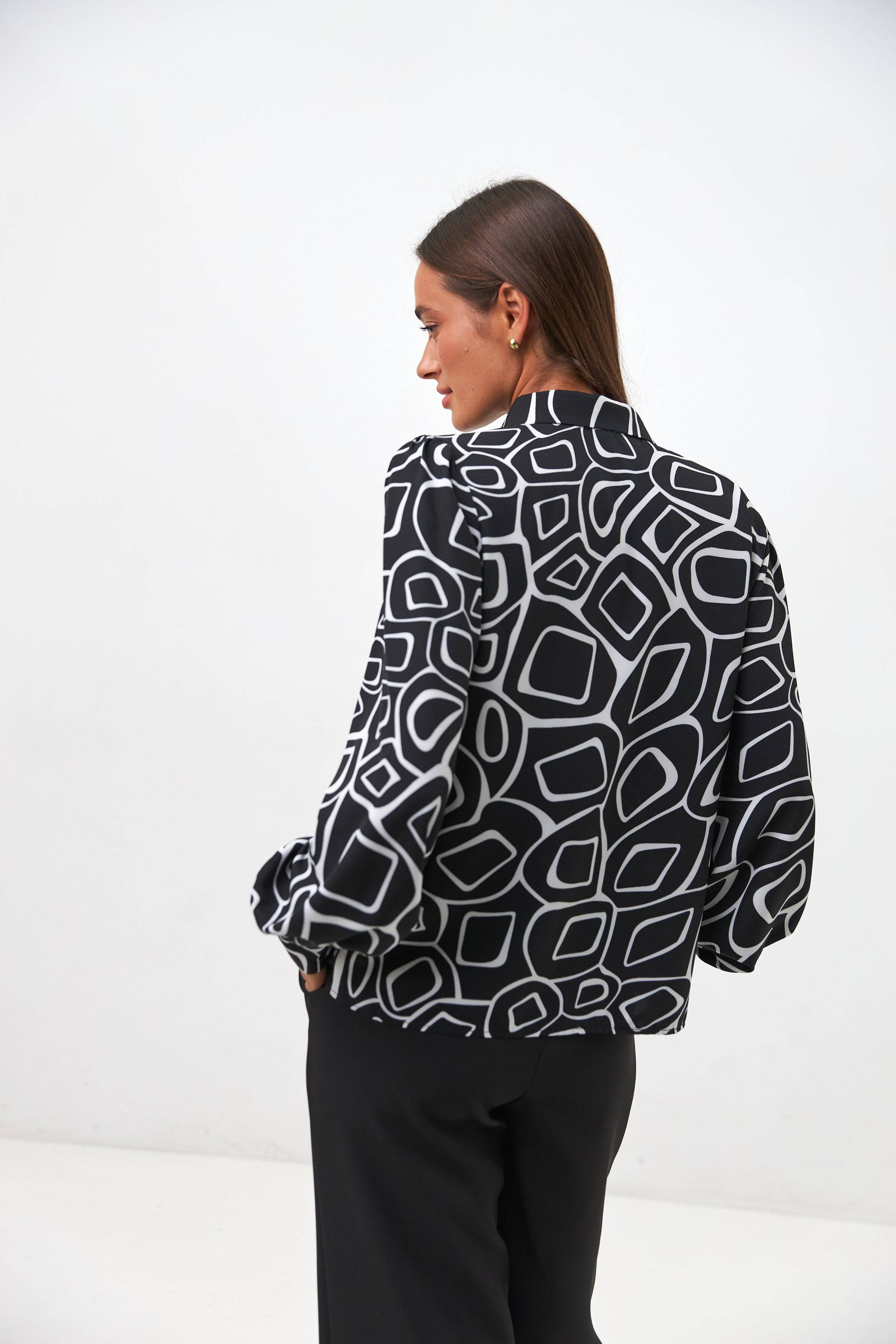 Блуза з обʼємним рукавом - Wear Me