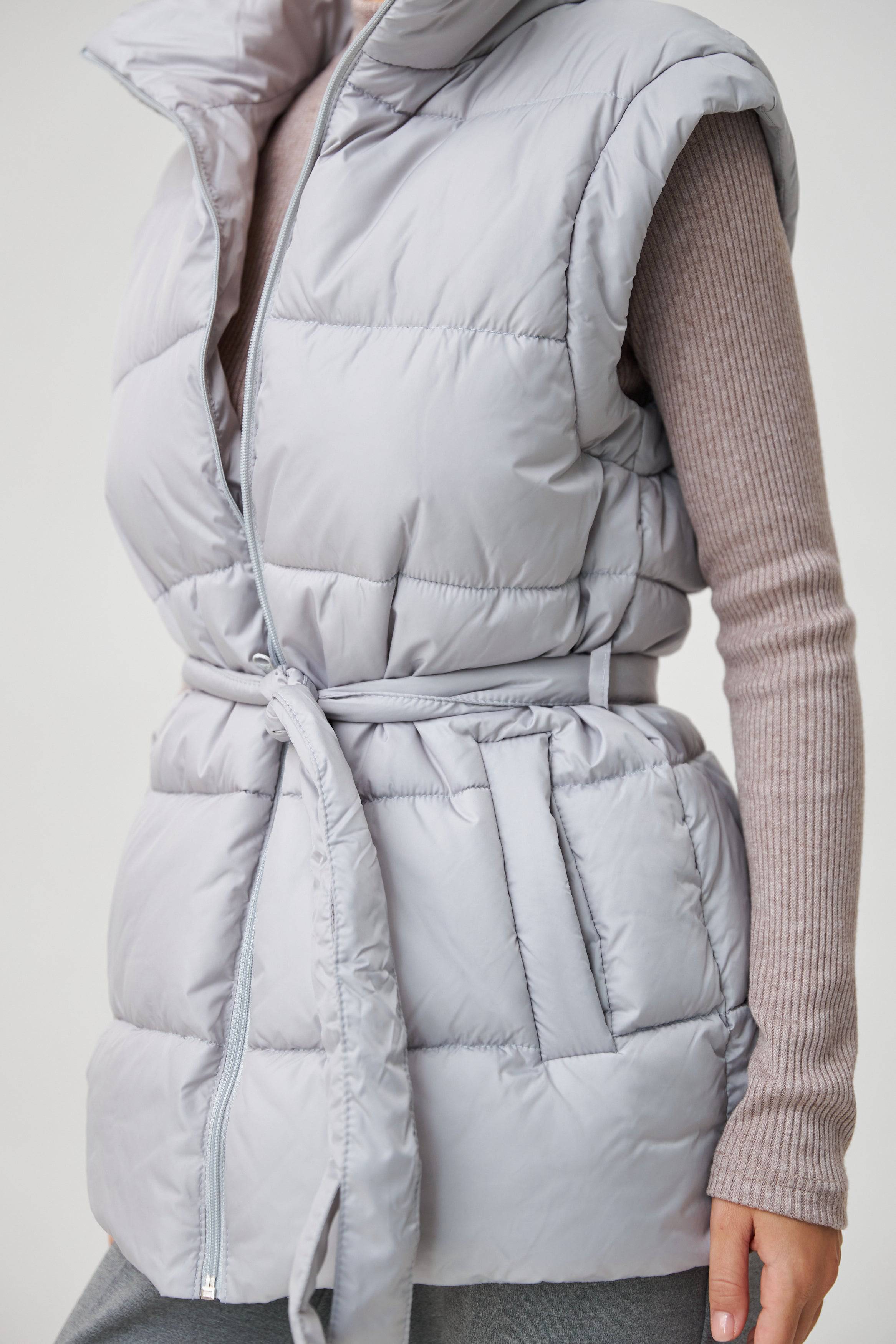 Жилет зі спущеним плечем - Wear Me