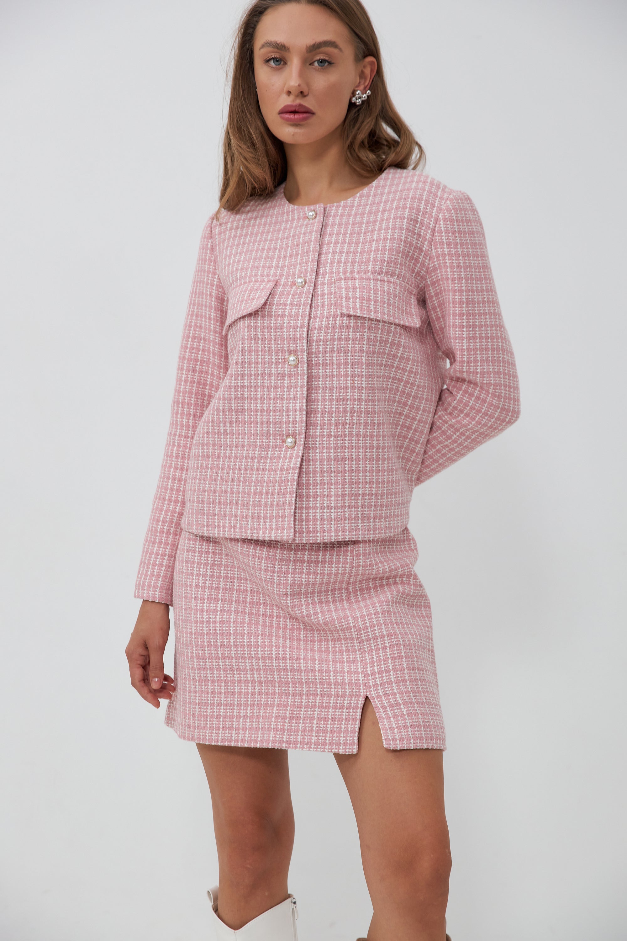 Рожевий (пудра)