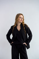 shopify_media_41835539103990.jpg