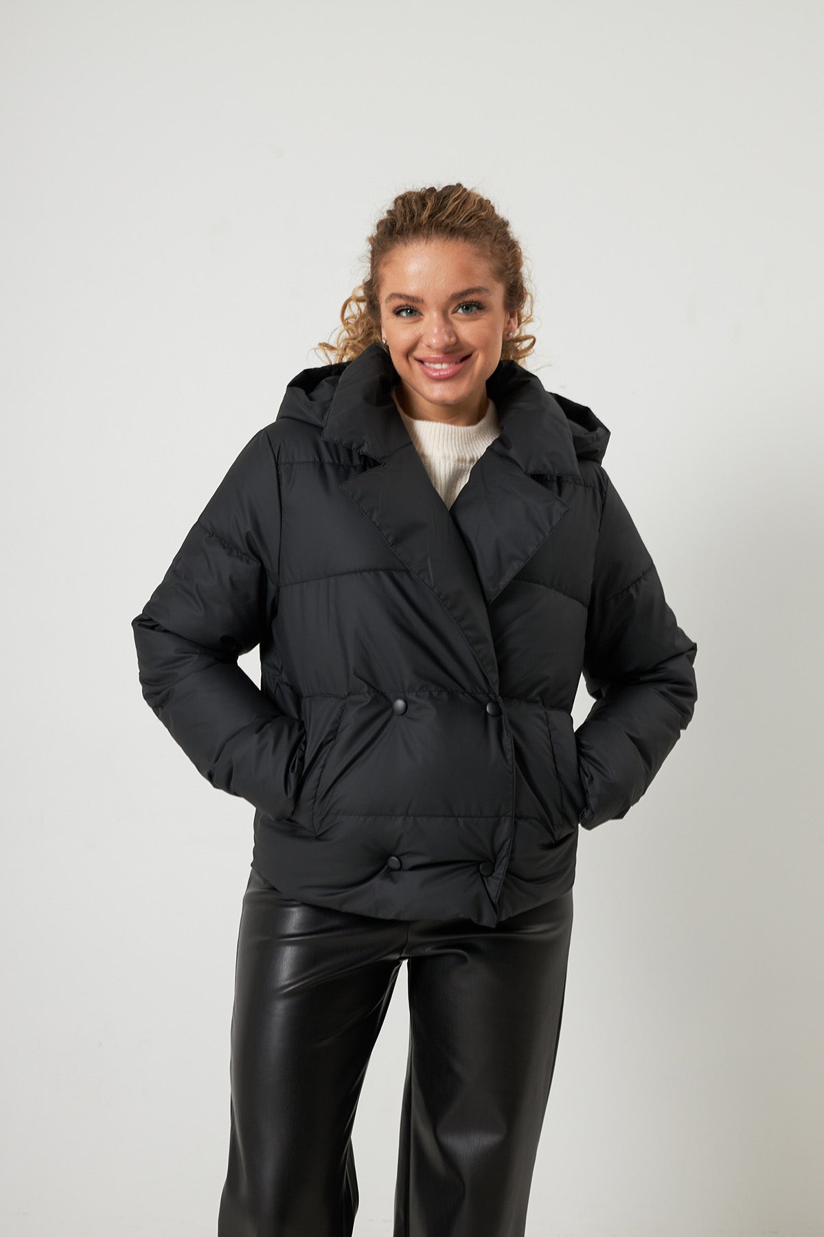 [10_26_013_15892] Куртка двубортна з капюшоном